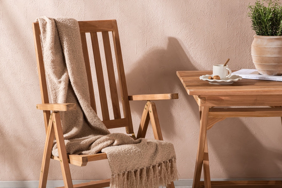 Eetgroep Ghana met de stoelen Kenya 