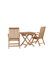Eetgroep Ghana met de stoelen Kenya 