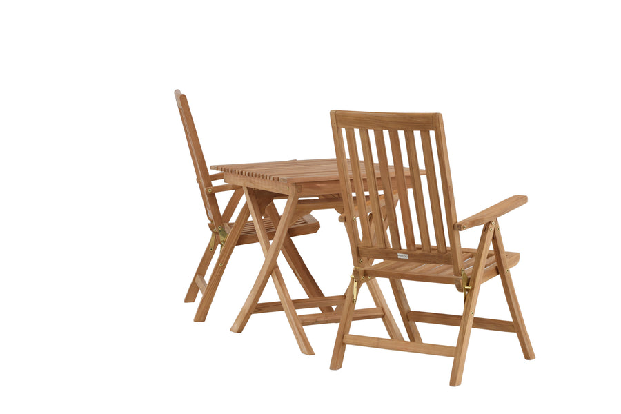Eetgroep Ghana met de stoelen Kenya 