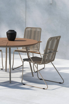 San Vito eethoek met de Bois stoelen 